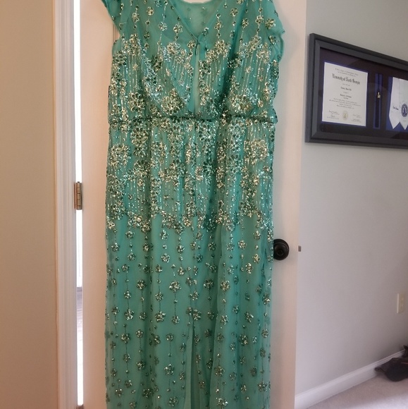 Dress - Picture 1 of 1